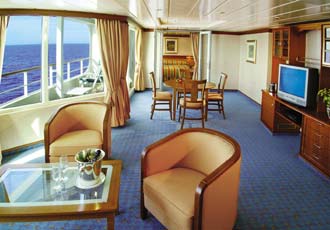 Best Cruises Radisson Seven Seas Cruises: Voyager-700 Guests, Mariner-700 Guests, Navigator-490 Guests, Diamond-350 Guests, Paul Gauguin-320 Guests, Song of Flower-180 Guests